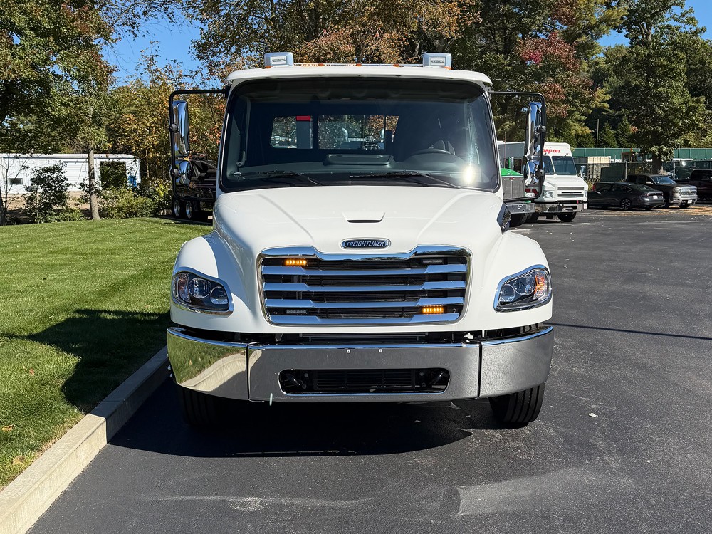 2025 Freightliner M2 (Key# 1883) 4